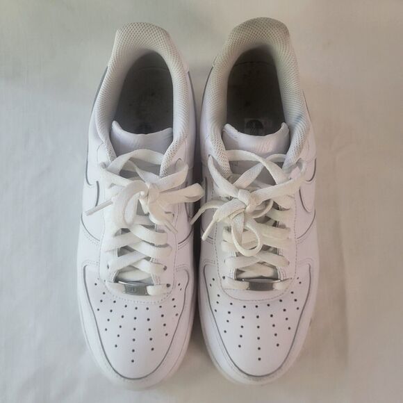 Nike Air Force 1 White Low Athletic Shoes Great Condition Size Mens 9